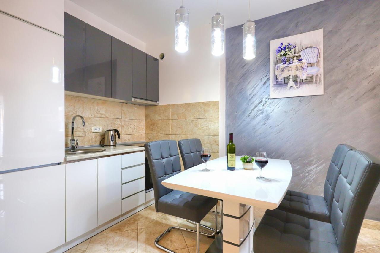 Apartment Anatolia - Mina Bečići Buitenkant foto
